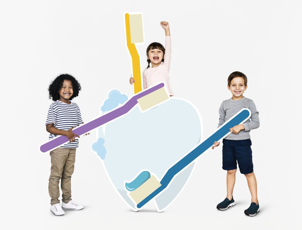 نکات مسواکزدن کودکان بالای ۷ سال